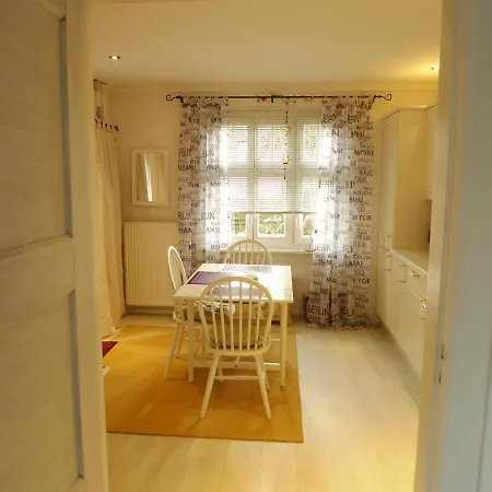 Gemuetliches Gaestehaus Bohnsdorf, Naehe Flughafen Schoenefeld Holiday home Berlin