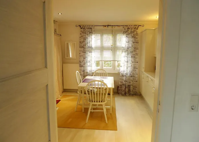 Gemuetliches Gaestehaus Bohnsdorf, Naehe Flughafen Schoenefeld Casa vacanze Berlino